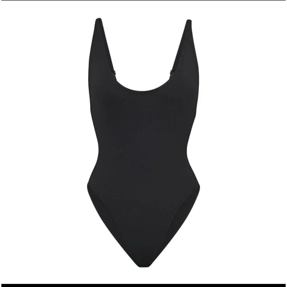 SWIM SCOOP NECK ONE PIECE Onyx